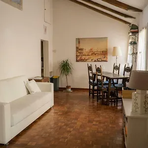  Apartment Attic In San Marco Italy